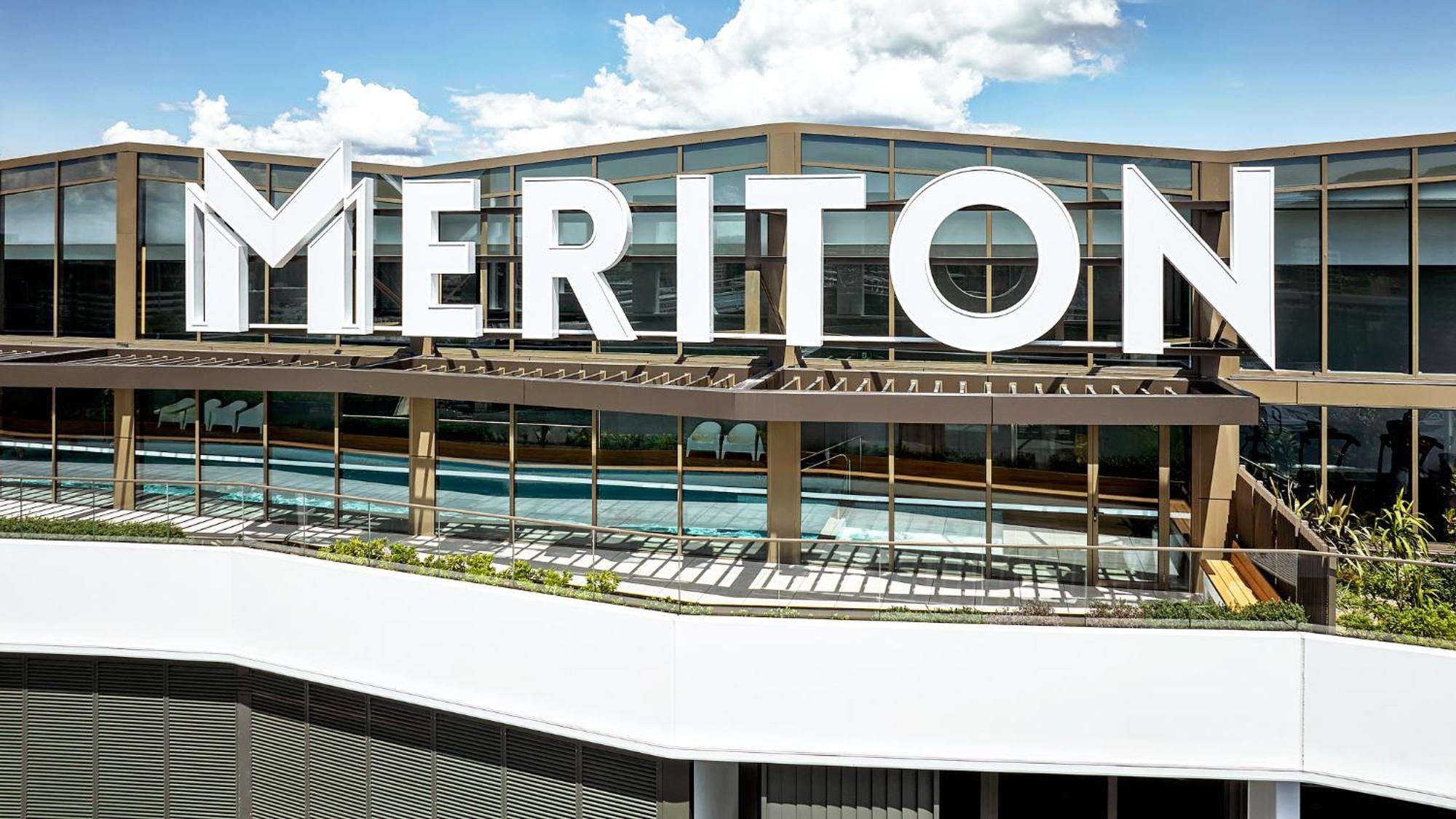 Meriton Suites Canberra Zewnętrze zdjęcie Meriton Suites