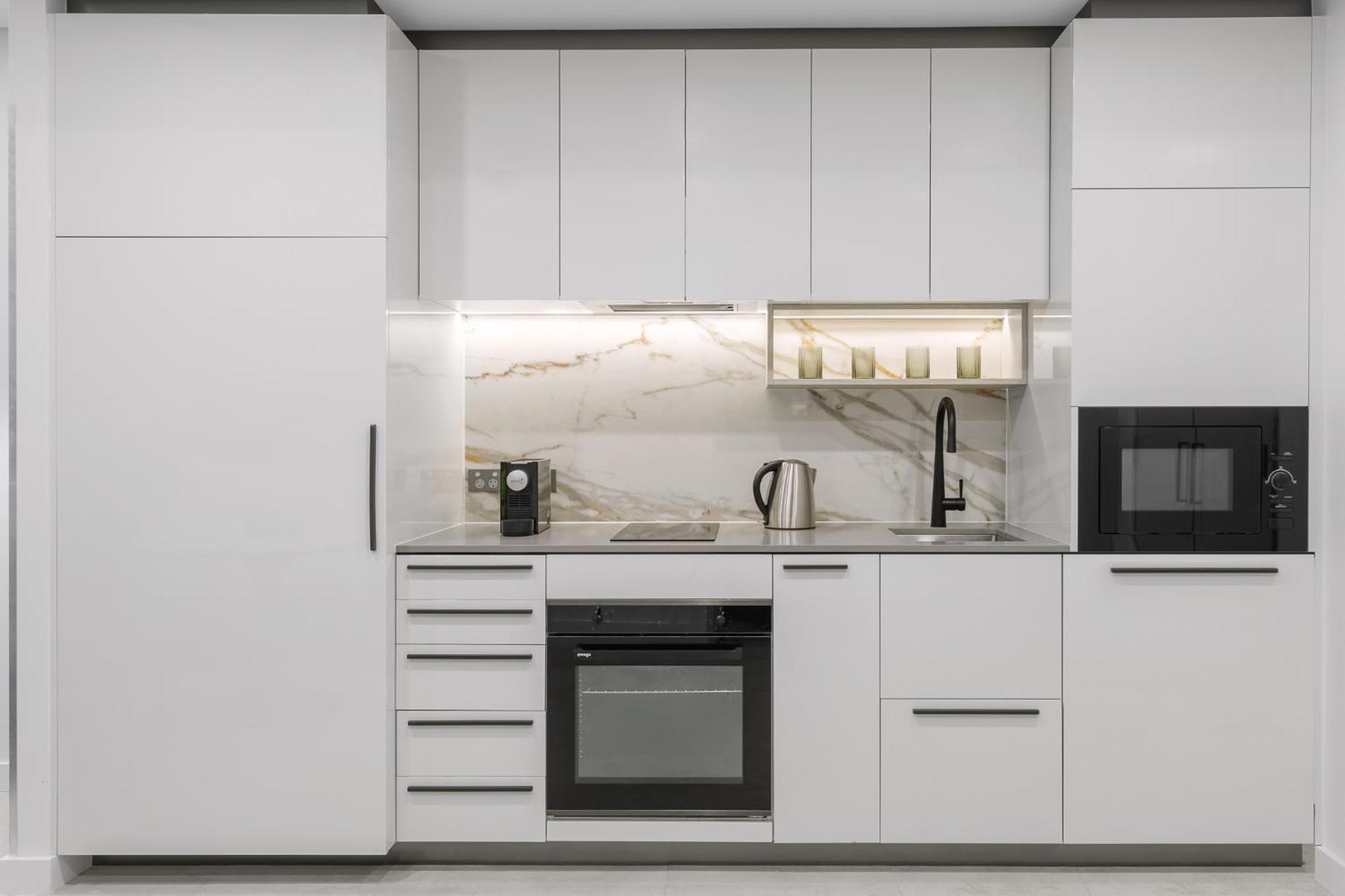 Meriton Suites Canberra Zewnętrze zdjęcie A modern kitchen